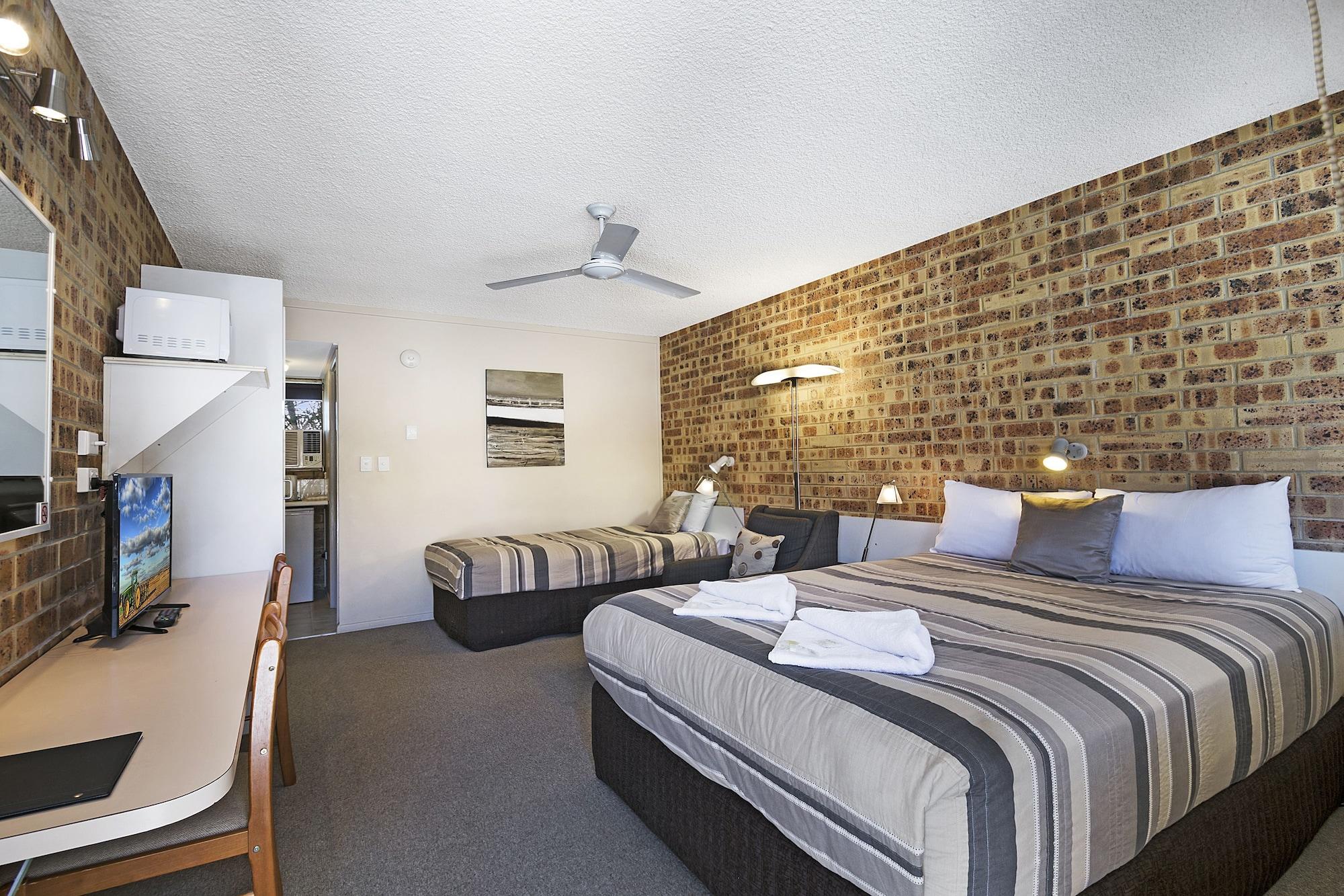 Golden Beach Motor Inn, كالوندرا المظهر الخارجي الصورة