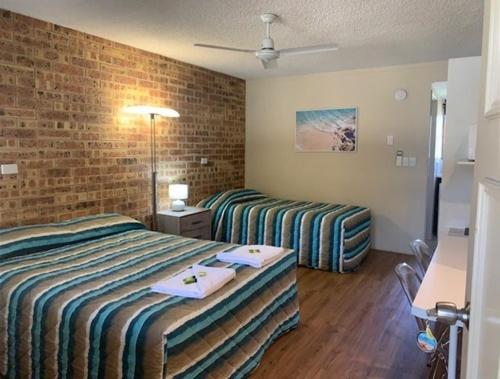 Golden Beach Motor Inn, كالوندرا المظهر الخارجي الصورة