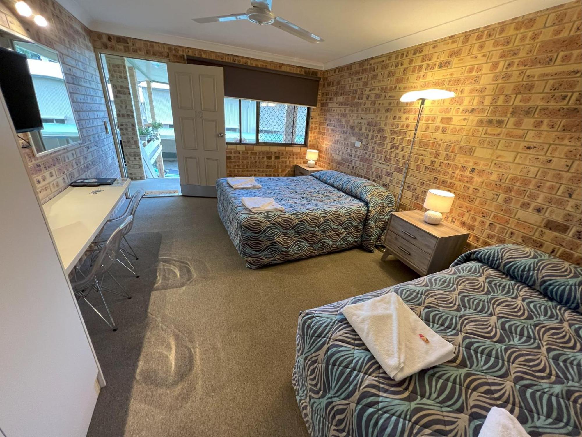 Golden Beach Motor Inn, كالوندرا المظهر الخارجي الصورة